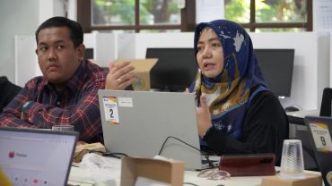 Perpustakaan Universitas Muhammadiyah Surakarta (UMS) mengadakan kegiatan Librarian Focus Group Discussion (LibFGD) dengan tema “Belajar Bareng tentang Praktek Pemanfaatan Teknologi Artificial Intelligence (AI) untuk Mendukung Penyusunan Tulisan Ilmiah”.