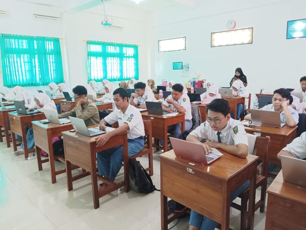 92 Siswa SMA Muhammadiyah PK Ikuti Uji Kemampuan Awal