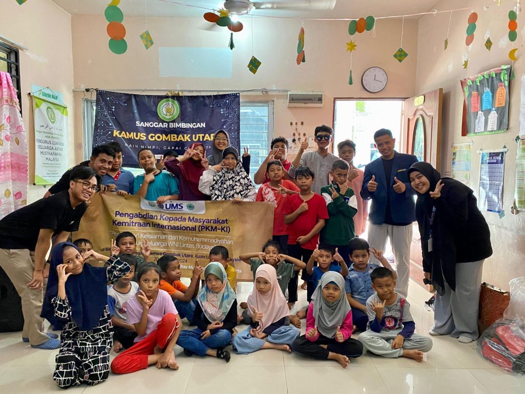 UMS Beri Penguatan Kemuhammadiyahan untuk Keluarga WNI Lintas Budaya di Malaysia