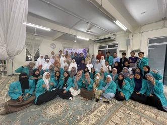 Sebanyak 24 mahasiswa Program Studi Pendidikan Agama Islam (PAI) Fakultas Agama Islam (FAI) Universitas Muhammadiyah Surakarta (UMS) dari kelas program internasional dan reguler, berpartisipasi dalam International Student Mobility Program di Universiti Sains Islam Malaysia (USIM).