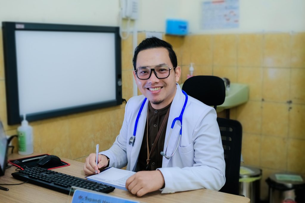 Inspiratif! Lulusan FK UMS Ini Lolos Beasiswa Kemenkes Fellowship Onkologi