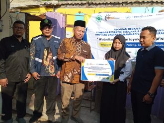 Realisasikan OMOR, MDCM Solo & PCM Laweyan Renovasi Rumah Yatim Piatu yang Roboh