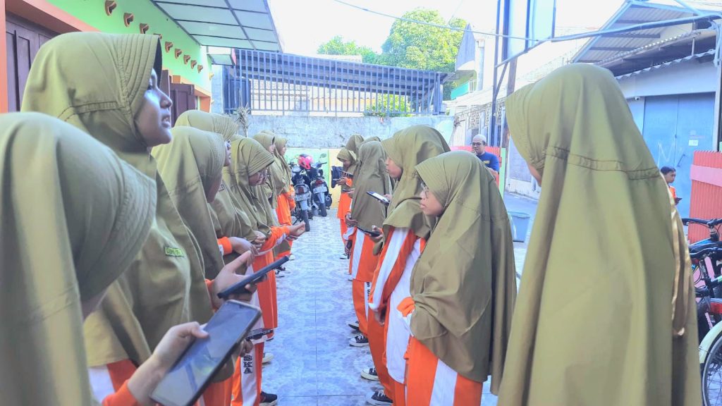 SMP Muhammadiyah 8 Solo Berlakukan Program Sehari Berbahasa Arab