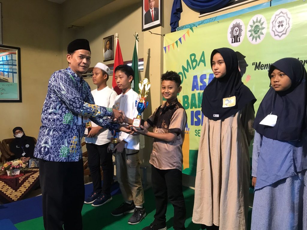SD Muhammadiyah 2 Solo Raih 2 Gelar Juara di Lomba Asah Bakat Islami