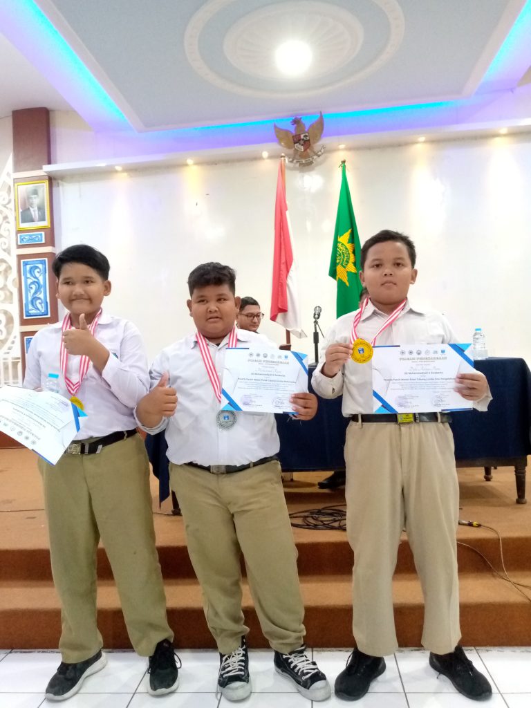 Paten! SD Muhammadiyah 6 Solo Raih 3 Medali di Olimpiade Sains Jawa Tengah