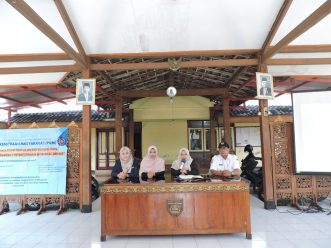 Ketua penyelenggara, Wachidah Yuniartika, mengungkapkan program tersebut berupa peningkatan keterampilan dengan pembuatan akun media sosial seperti Instagram dan TikTok. Hal itu merupakan kelanjutan dari pembuatan produk minyak semprot demam berdarah.