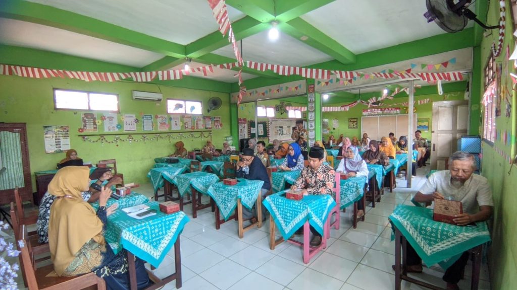 Komite Sekolah SD Muhammadiyah 11 Solo Bentuk Kepengurusan Baru
