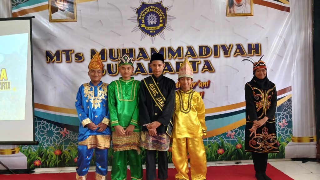 Peringati Sumpah Pemuda, MTs Muhammadiyah Solo Gelar Bulan Bahasa