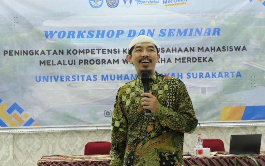 Kurangi Risiko Usaha, WMK UMS Ajak Mahasiswa Peduli Legalitas Produk