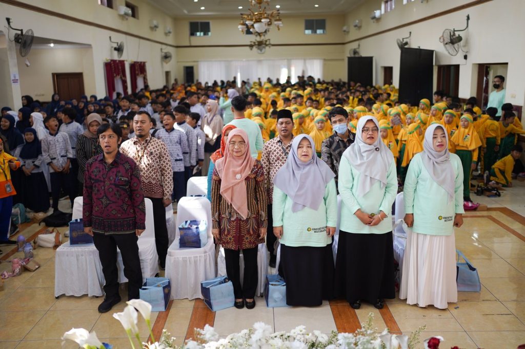 Bulan Kesehatan Gigi Nasional, RSGM Soelastri-FKG UMS Beri Edukasi kepada 1000 Siswa SD di Kota Solo