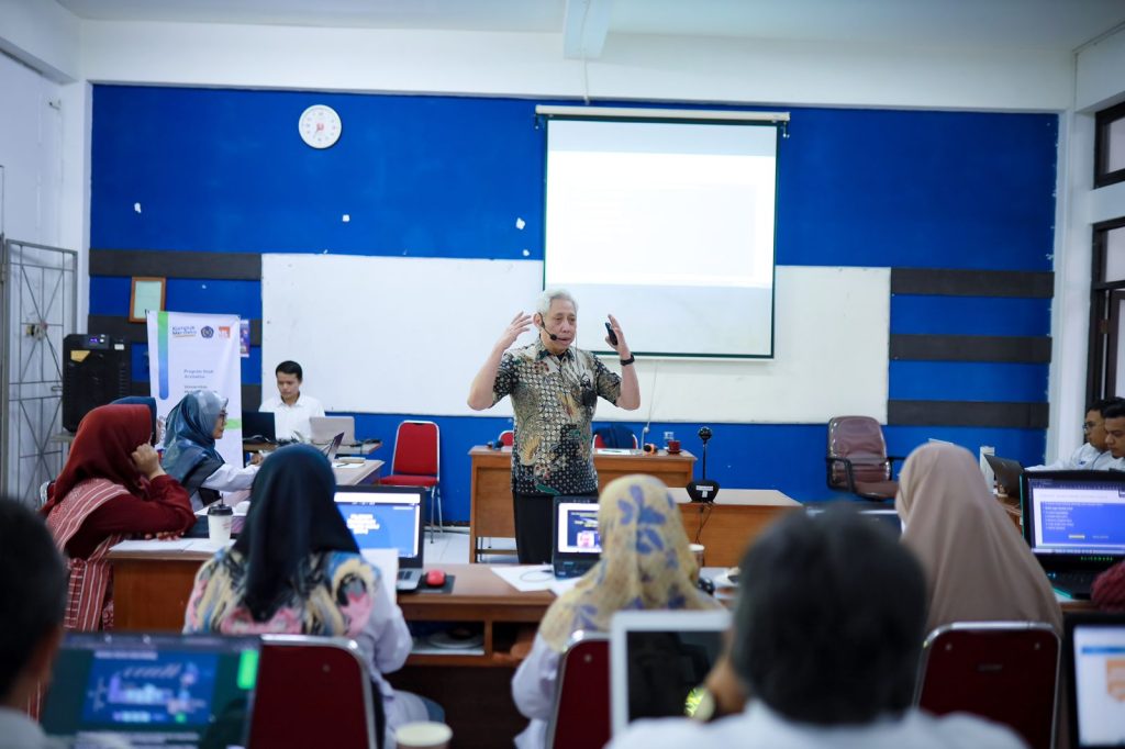 Respons Isu Pembangunan Berkelanjutan, Prodi Arsitektur UMS Perkuat Komitmen Arsitektur Islam Ramah Lingkungan