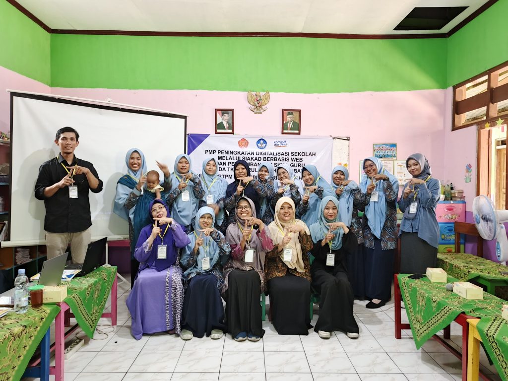 Tim Pengabdian Masyarakat ITS PKU Muhammadiyah Solo melaksanakan program hibah dari Kemendikbudristek Tahun 2024 dengan skema Pemberdayaan Masyarakat Pemula (PMP).