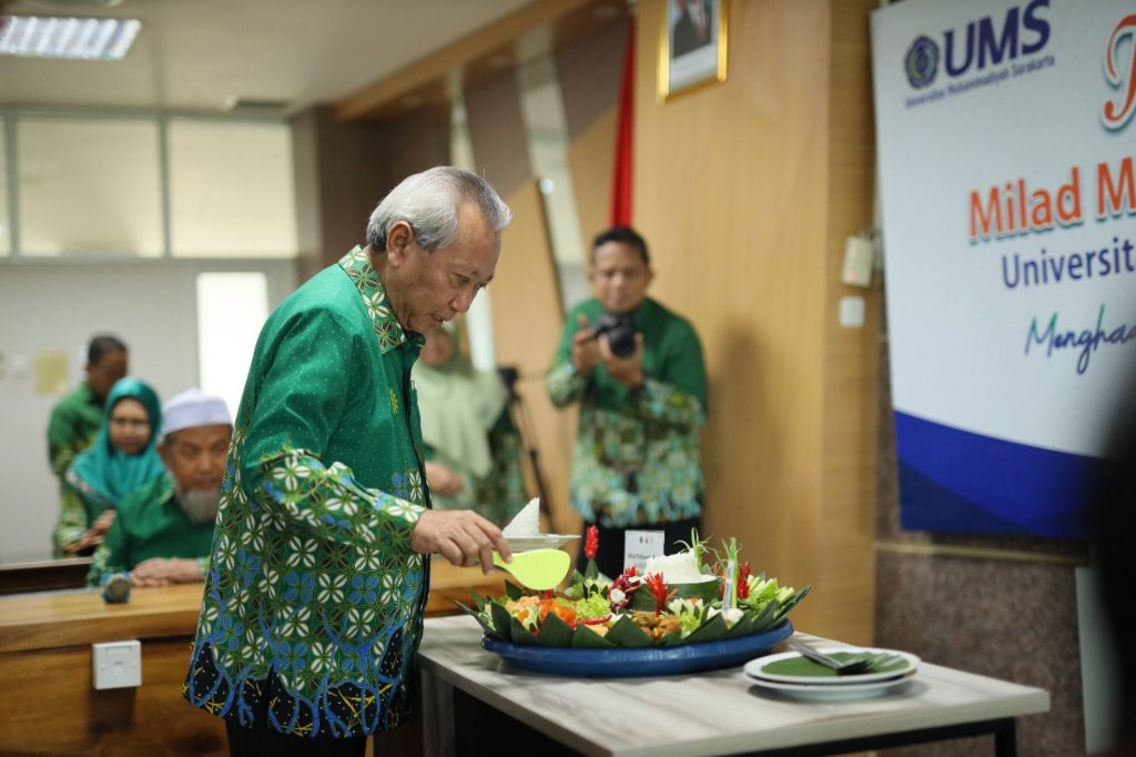 Milad ke-112 Muhammadiyah, UMS Gelar Tasyakuran