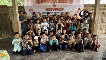 Lazismu KL RS PKU Muhammadiyah Solo Selenggarakan Khitan Massal