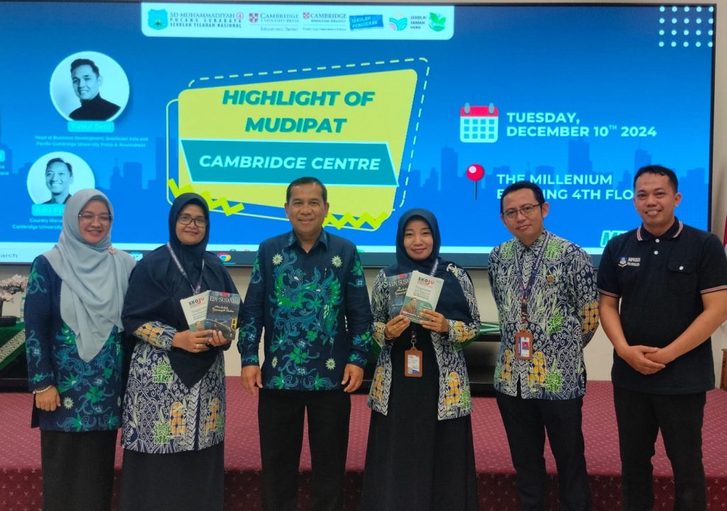Guru SD Muhammadiyah 2 Solo Ikuti Highlight of Mudipat Cambridge Center