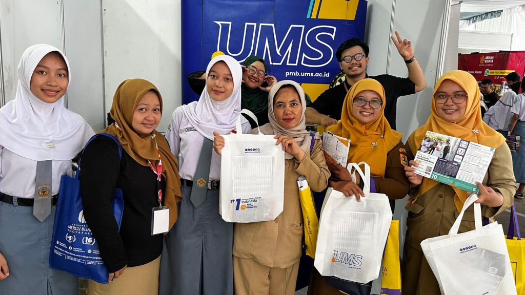 Expo Perguruan Tinggi, UMS Edukasi Siswa tentang Peluang Studi dan Beasiswa