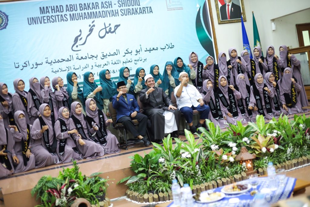 Wisuda Ma’had Abu Bakar Ash-Shiddiq UMS, Harapkan Lulusan jadi Contoh Bagi Warga