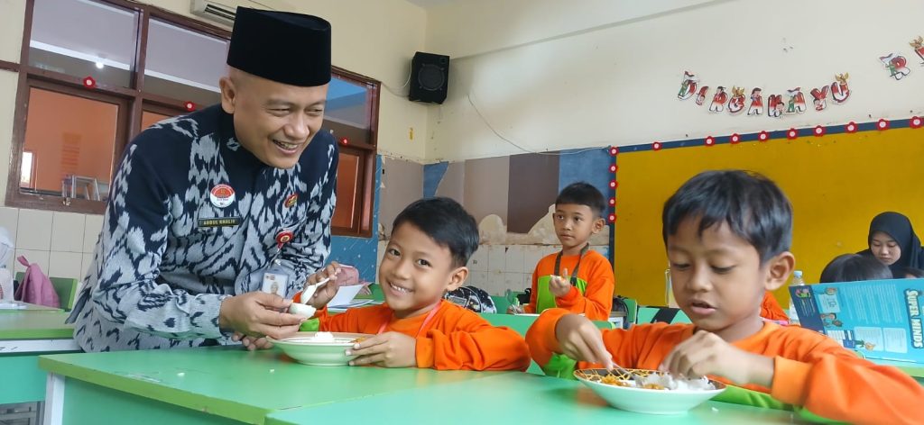 Dapur Sehat SD Muhammadiyah 1 Solo Kantongi 130 Produk Sertifikat Halal