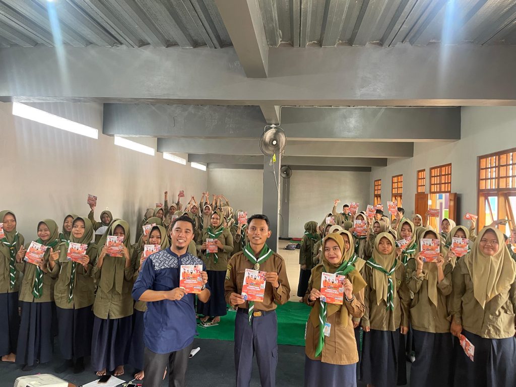 ITS PKU Gelar Penyuluhan Kesehatan Remaja di SMK Muhammadiyah 5 Solo