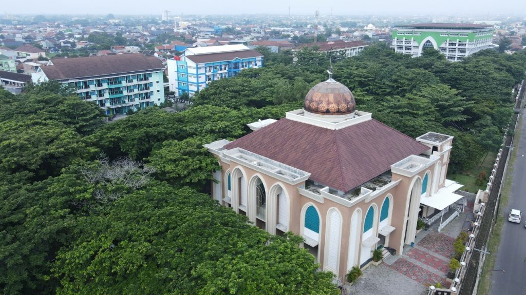 Masjid KH Mas Mansur.
