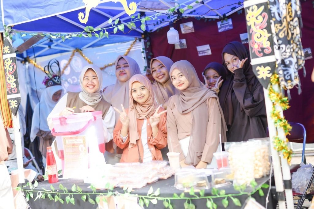 Expo Mahasiswa Fisioterapi UMS Hadirkan Bazar Kuliner dan Gelar Budaya