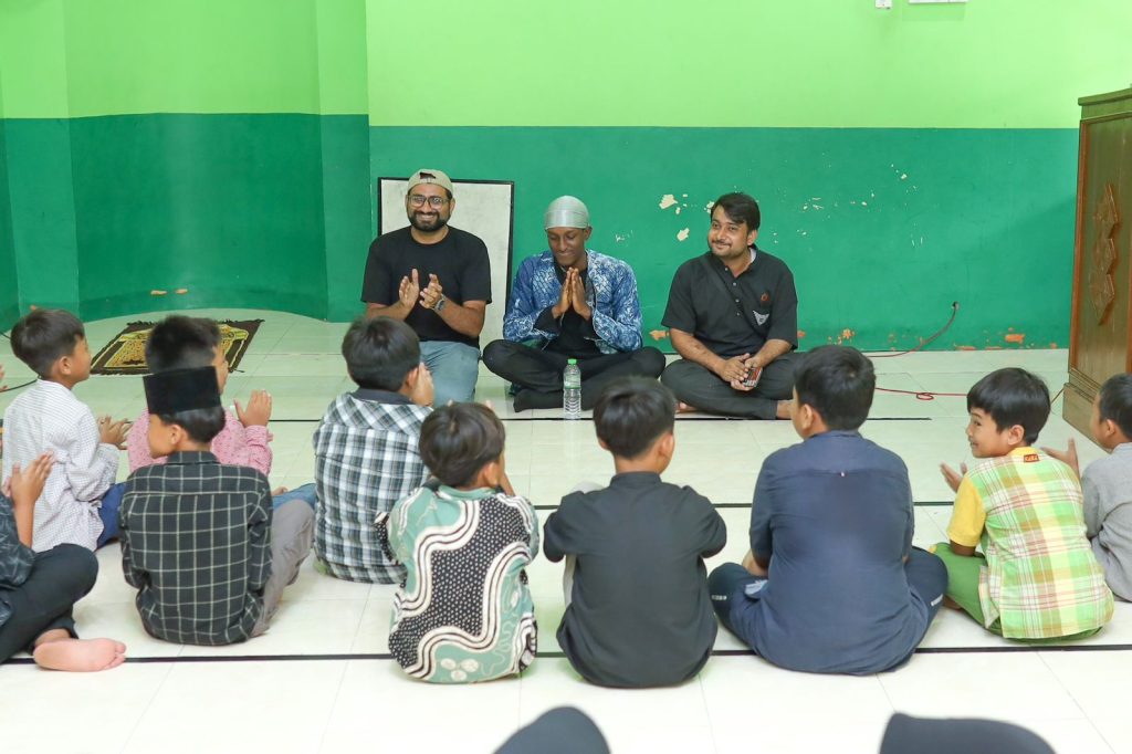 Mahasiswa 9 Negara Belajar Budaya Jawa di Bayat lewat Program LBIPU UMS