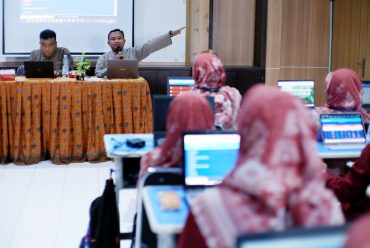 SD Muhammadiyah PK Solo Gelar Raker Optimalisasi Smart School
