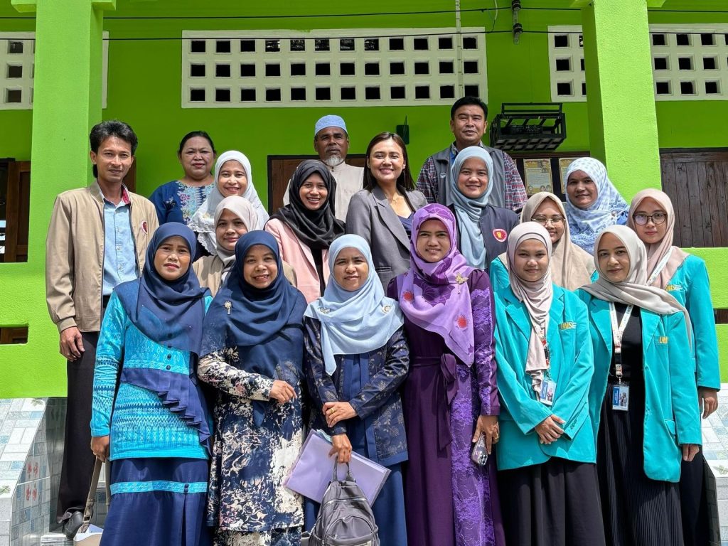 Mahasiswa UMS KKN di Thailand, Perkenalkan Pendidikan dan Budaya Indonesia