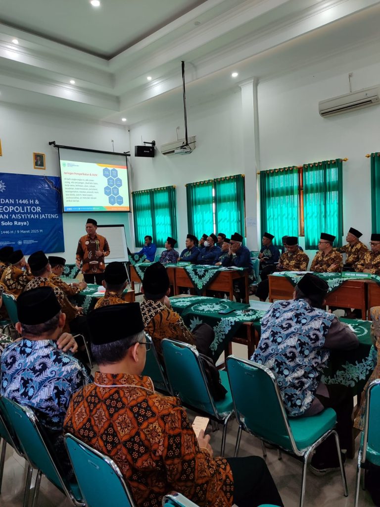 Kajian Ideopolitor PWM Jateng Digelar di SMA Muhammadiyah PK Solo