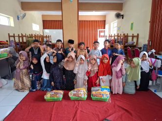 Siswa SD Muhammadiyah PK Banyudono Siap Didistribusikan 59 Parsel Duafa