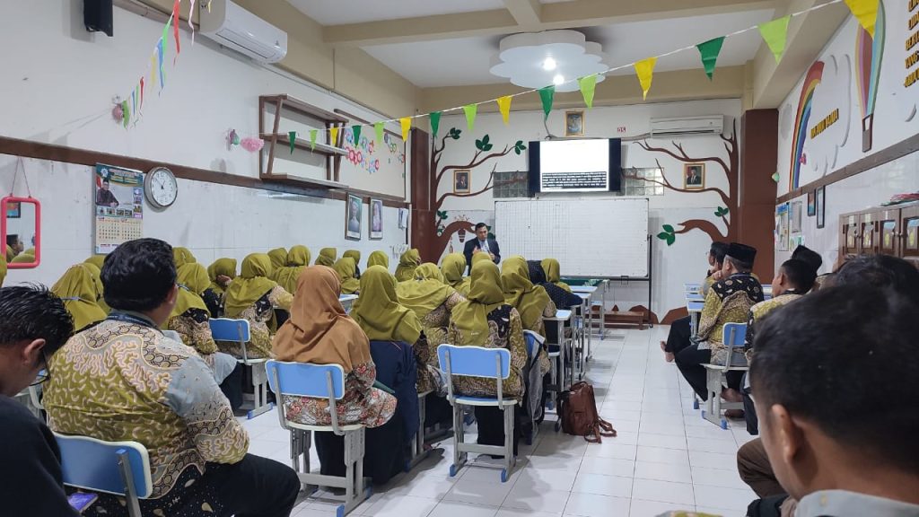 SD Muhammadiyah PK Solo Gelar Kajian Ramadan 1446 H