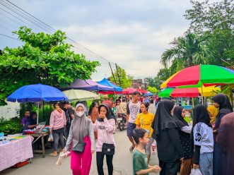 Pasar Ramadan Masjid Nurul Hidayah Bantu Ekonomi Warga