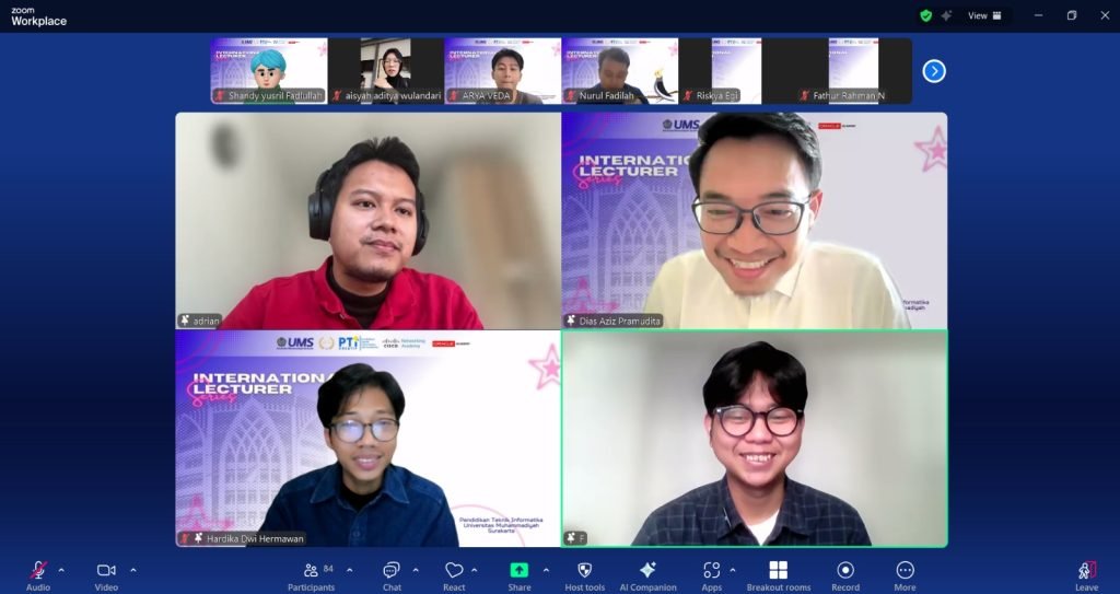 Prodi Pendidikan Teknik Informatika (PTI) Universitas Muhammadiyah Surakarta (UMS) melalui mata kuliah Technopreneurship mengadakan acara International Lecturer Series dengan tema “More than just living: Building a future abroad”.