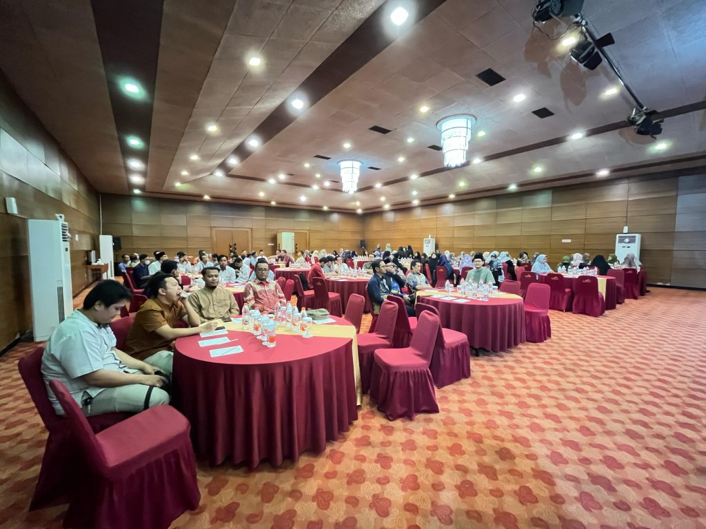 Perguruan Muhammadiyah Kottabarat Solo menggelar sarasehan bertema Sinergi Kolaborasi Membangun Perguruan Berkemajuan di Ballroom Hotel Multazam Solo, Senin (24/3/2025).