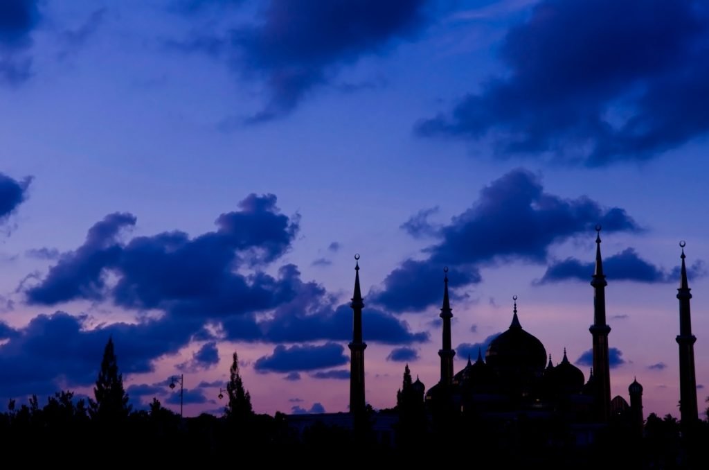 Puasa Qadha atau Puasa Syawal, Mana yang Harus Didahulukan?