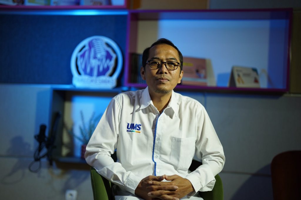 Dosen Kesehatan Masyarakat, Fakultas Ilmu Kesehatan (FIK) Universitas Muhammadiyah Surakarta (UMS), Sri Darnoto.