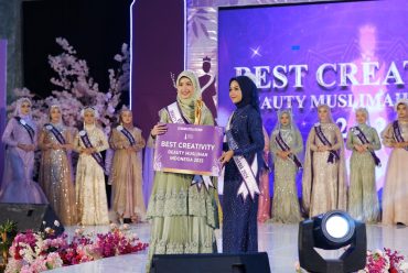 Mahasiswi Ilmu Komunikasi UMS Raih Best Creativity di Beauty Muslimah Indonesia 2025