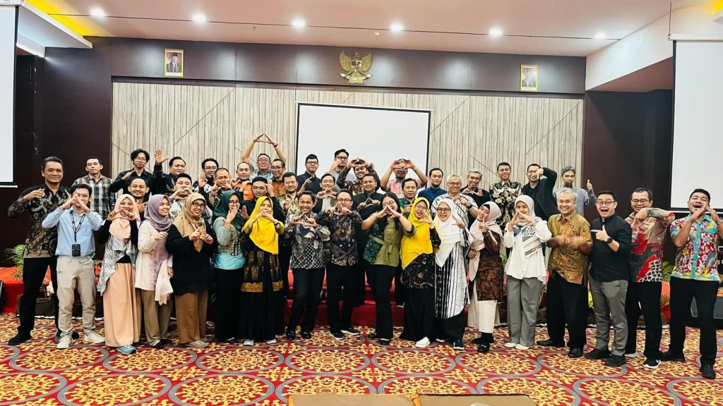 Delapan dosen prodi Pendidikan Teknik Informatika (PTI), Universitas Muhammadiyah Surakarta (UMS), mengikuti kegiatan Bimbingan Teknis Training of Trainers (ToT) Koding dan Kecerdasan Artifisial (KKA).