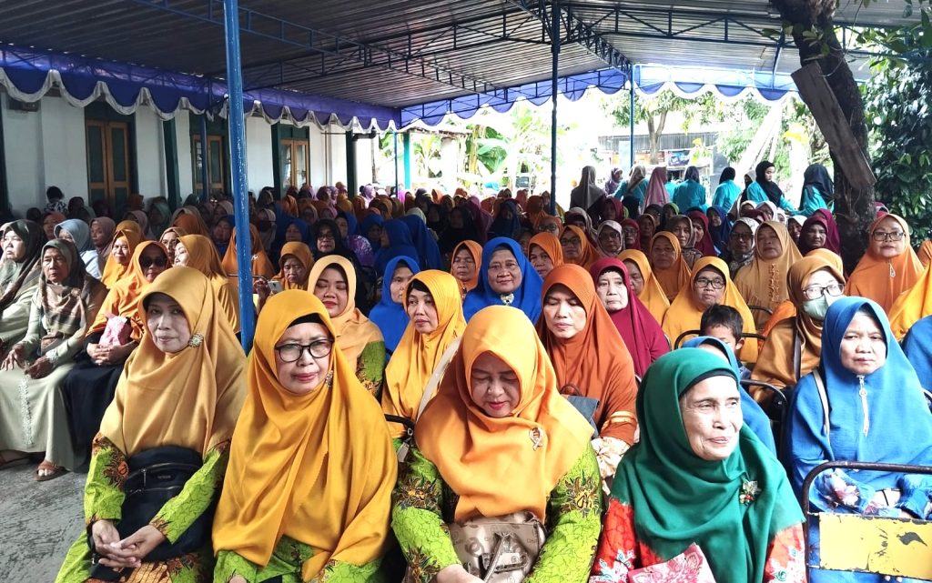 Peringati Milad ‘Aisyiyah ke-108, PCA Colomadu Gelar Pengajian