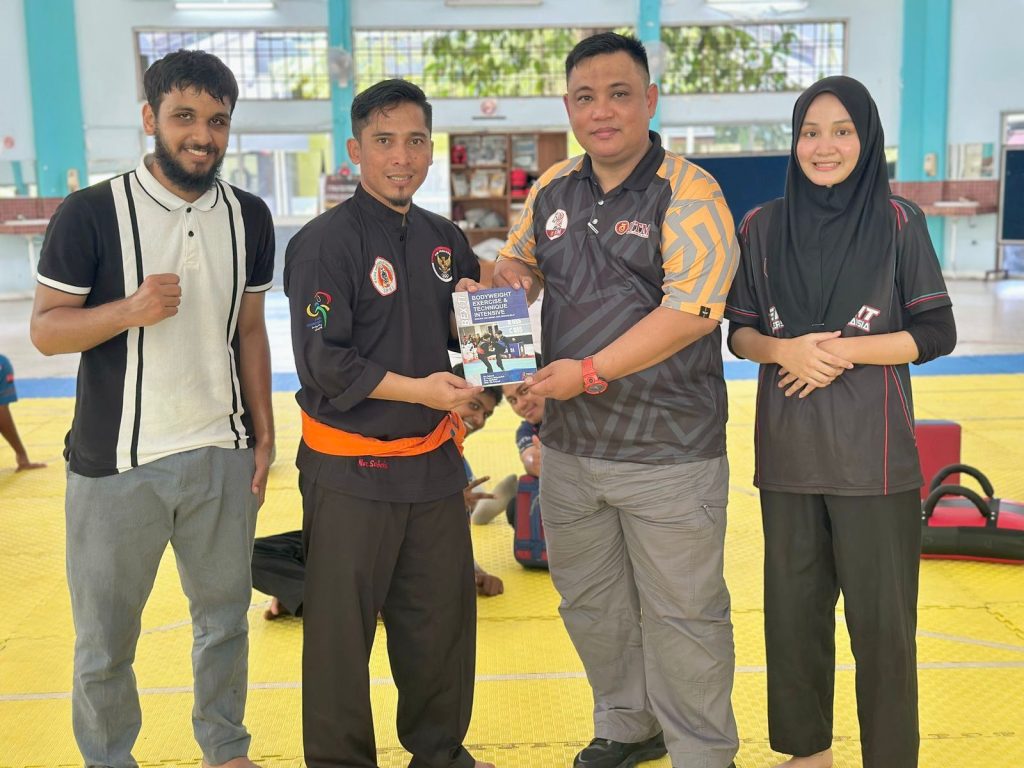 Program Studi Pendidikan Jasmani (Penjas) Fakultas Keguruan dan Ilmu Pendidikan (FKIP) Universitas Muhammadiyah Surakarta (UMS) menginisiasi kerjasama dengan Faculty of Educational Sains and Technology Department Physical Education and Sports Science Universiti Teknologi Malaysia.