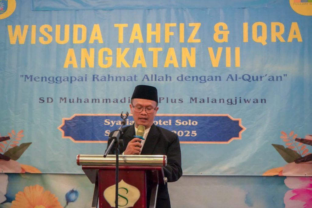 SD Muhammadiyah Plus Malangjiwan menggelar wisuda Tahfiz dan Iqra 2025, sabtu (3/5/2025), di Solo Hotel Syariah.