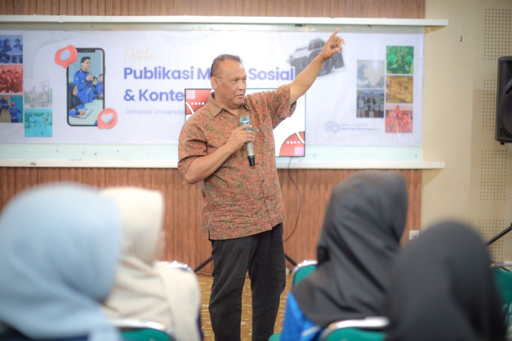 Kepala Bagian Humas, Biro Humas dan Pemeringkatan (BHP) UMS, Budi Santoso.