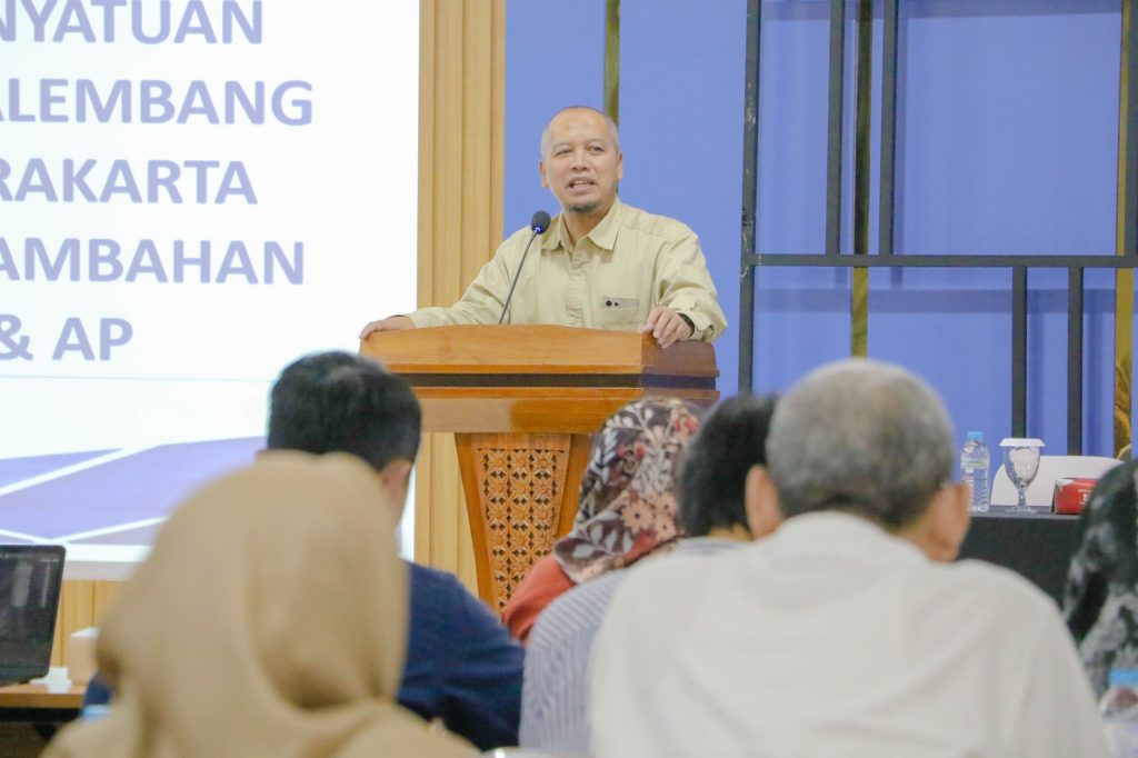 Wakil Rektor II UMS, Prof. Dr. Muhammad Da’i, dalam sambutannya.