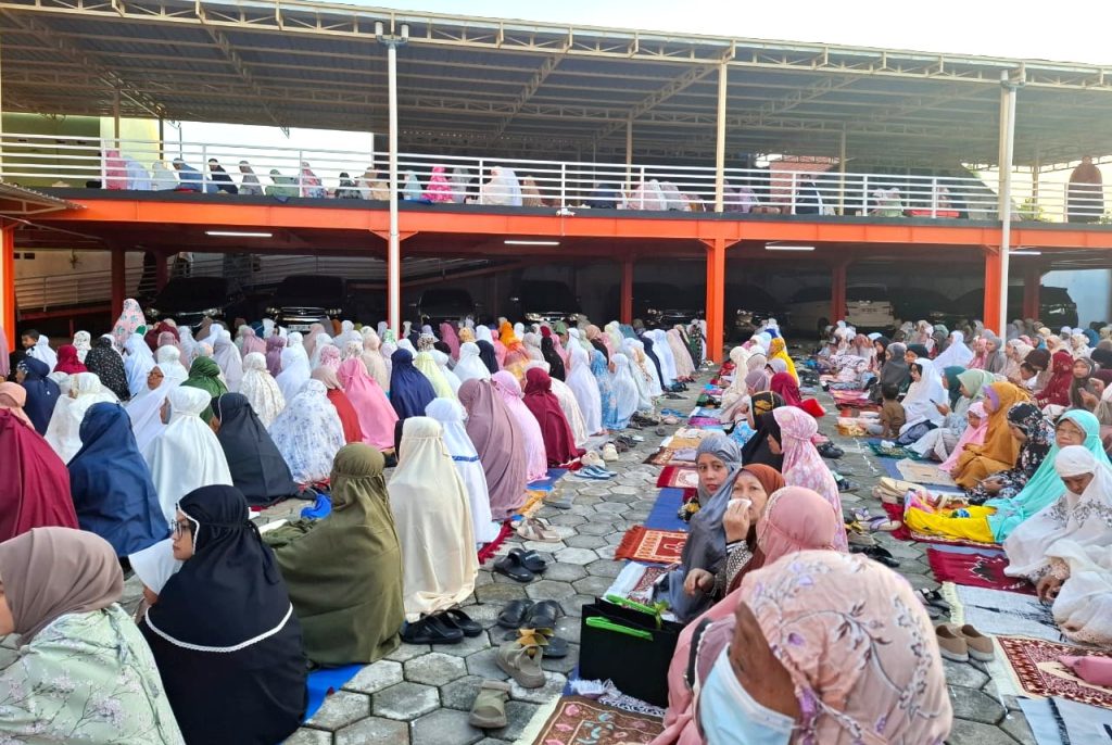 Berkolaborasi dengan Forum Silaturahmi Antar-Masjid, UMPKU Sukses Gelar Salat Iduladha