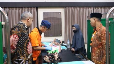 Sambut Tahun Baru Islam 1447 H, Lazismu KL RS PKU Muhammadiyah Solo Khitan 109 Anak