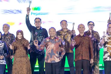 Terima Penghargaan sebagai PTS Terbaik di SBBI Awards 2025, UMS Tegaskan Komitmen pada Mutu dan Inovasi Pendidikan