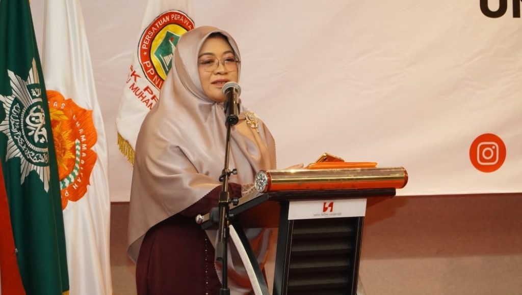 Lantik Profesi Ners, Rektor UMPKU Surakarta Berpesan Ners Tak Berhenti Belajar….