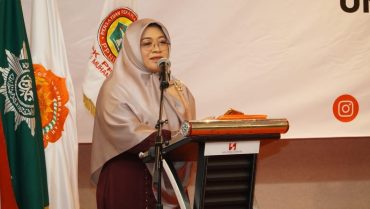 Lantik Profesi Ners, Rektor UMPKU Surakarta Berpesan Ners Tak Berhenti Belajar….