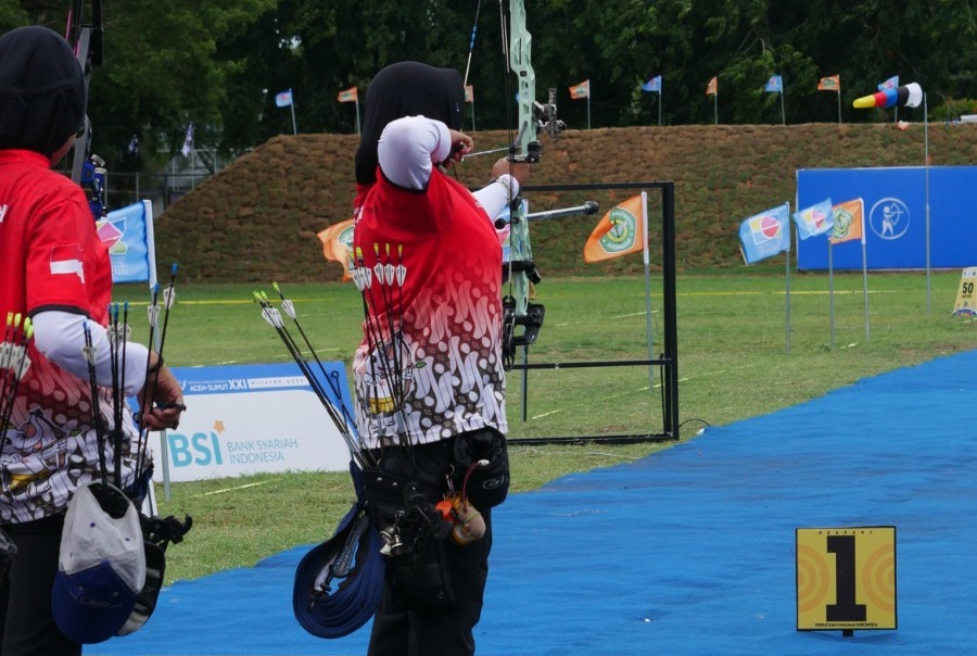 Wakili Jateng, Mahasiswi Penjas UMS Lolos Pomnas 2025 Cabang Panahan