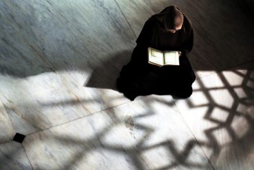 Surat Al-Haqqah: Peringatan Allah bagi yang Dustakan Hari Pembalasan